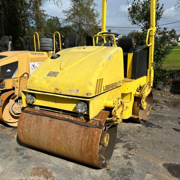 Cilindro Compactador Lebrero 2 Cilindro Compactador Lebrero