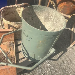 Concrete bucket, Leilovis