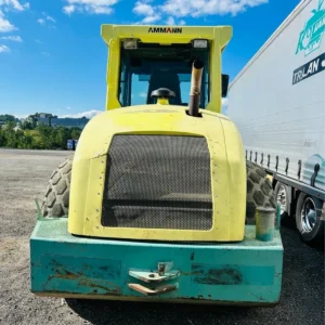 Amman Asc150 Road Roller, Leilovis