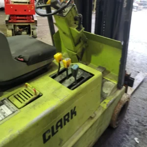 CLARK TM 15 Electric Forklift, Leilovis
