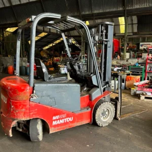Manitou Electric Forklift 425, Leilovis