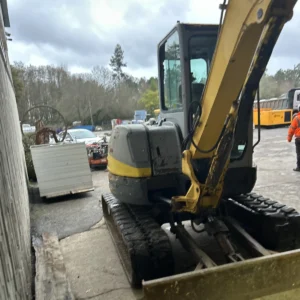 New Holland Mini Gyratory, Leilovis