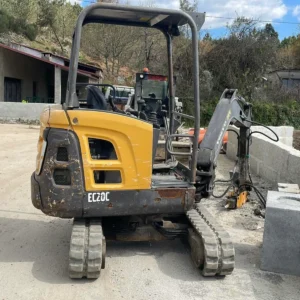 Mini Giratória Volvo EC20c, Leilovis