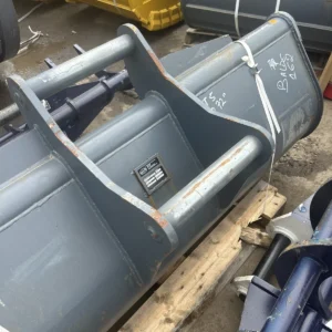 Strickland bucket